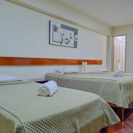 Hostal Solari Trujillo Kültér fotó