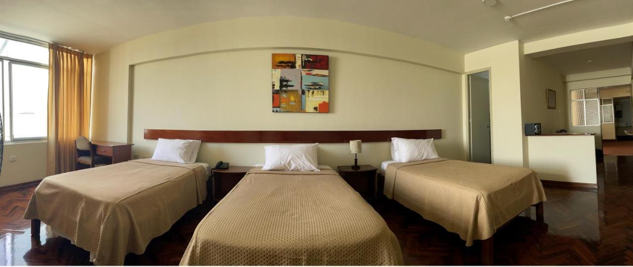 Hostal Solari Trujillo Kültér fotó