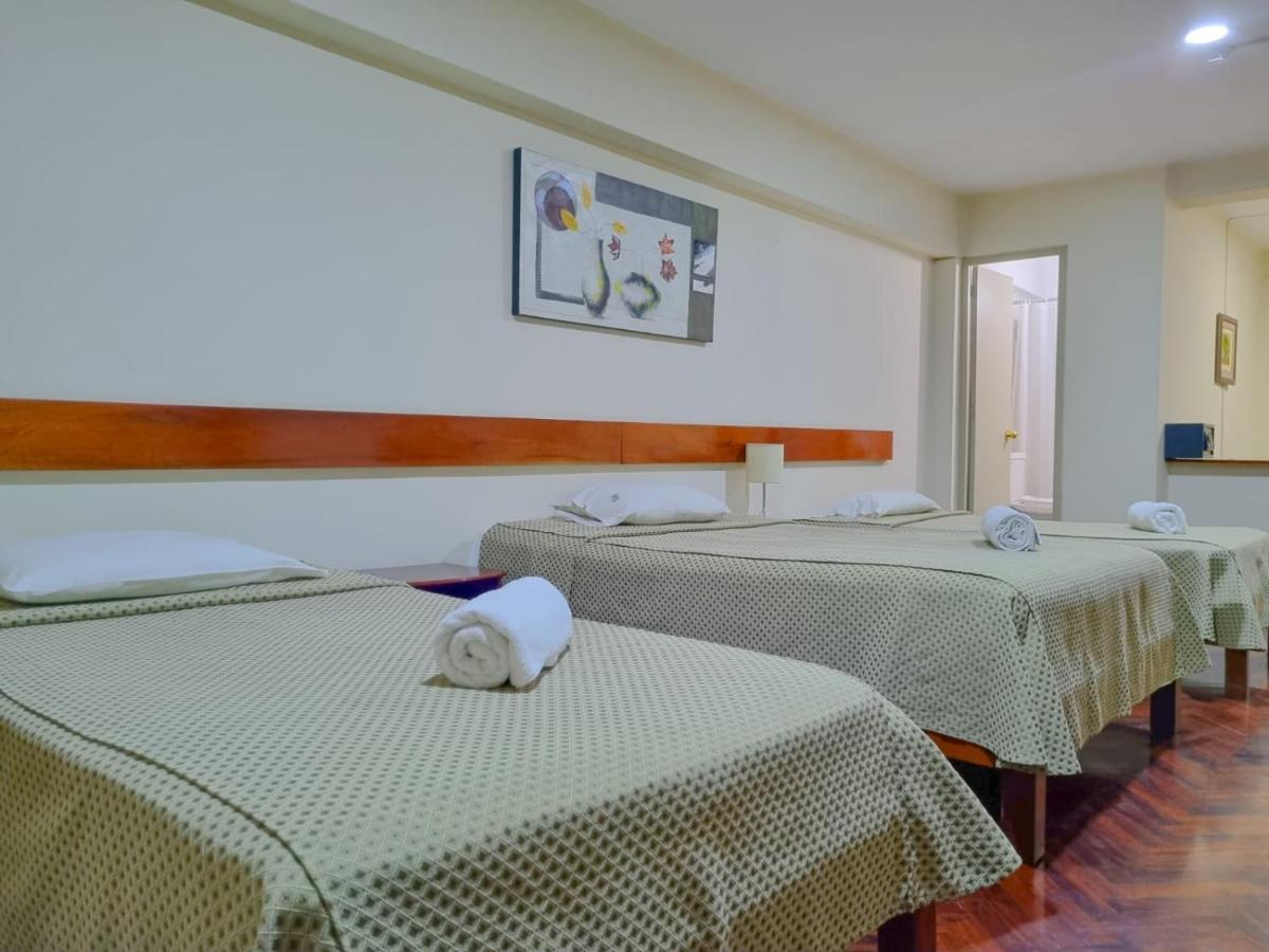Hostal Solari Trujillo Kültér fotó